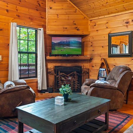 Great Smoky Mountains Cabin!, Secluded, Pet-Kid Friendly! Sevierville Luaran gambar