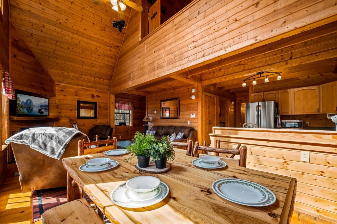 Great Smoky Mountains Cabin!, Secluded, Pet-Kid Friendly! Sevierville Luaran gambar