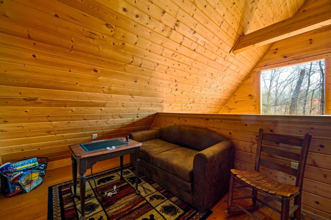 Great Smoky Mountains Cabin!, Secluded, Pet-Kid Friendly! Sevierville Luaran gambar